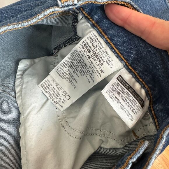 Levi's Medium Blue Wash Wedgie Skinny High Rise Button Fly Jean Size 32 - Picture 9 of 15